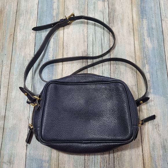 Vintage Dooney & Bourke Leather Crossbody Bag. - Picture 2 of 16